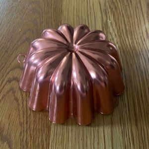 Vintage Round Copper Jello Mold